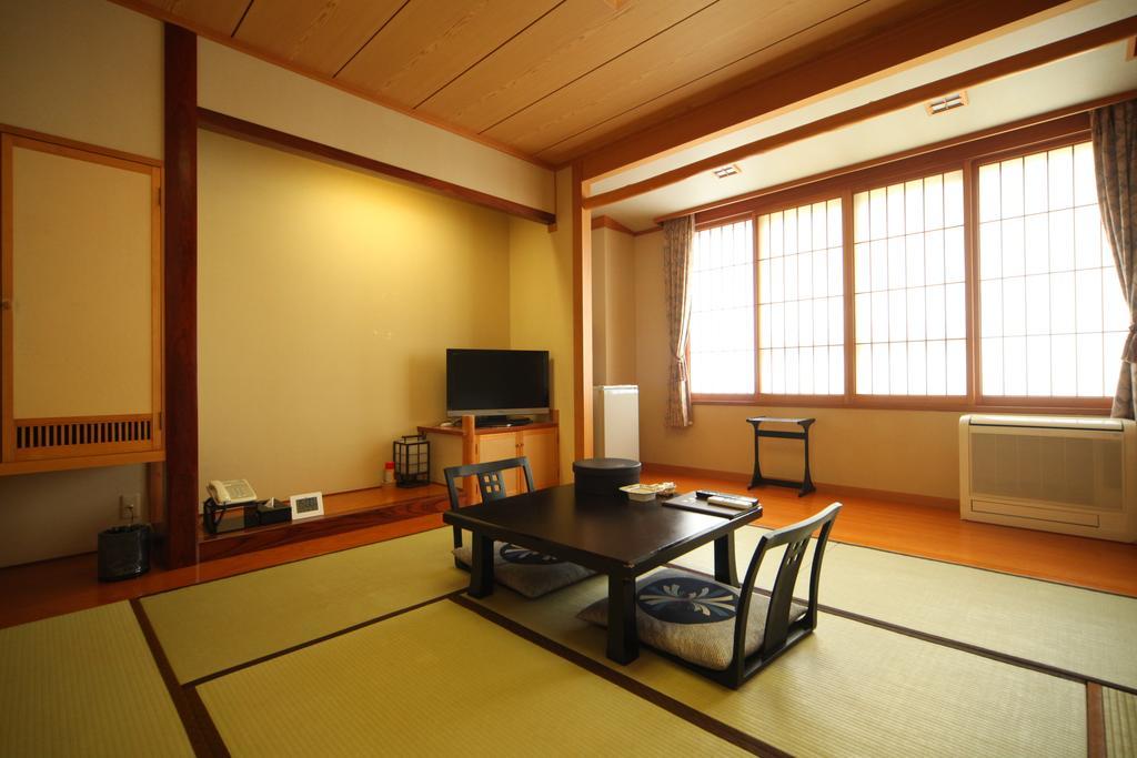 Okaerinasai Hotel Iwanai Habitación foto